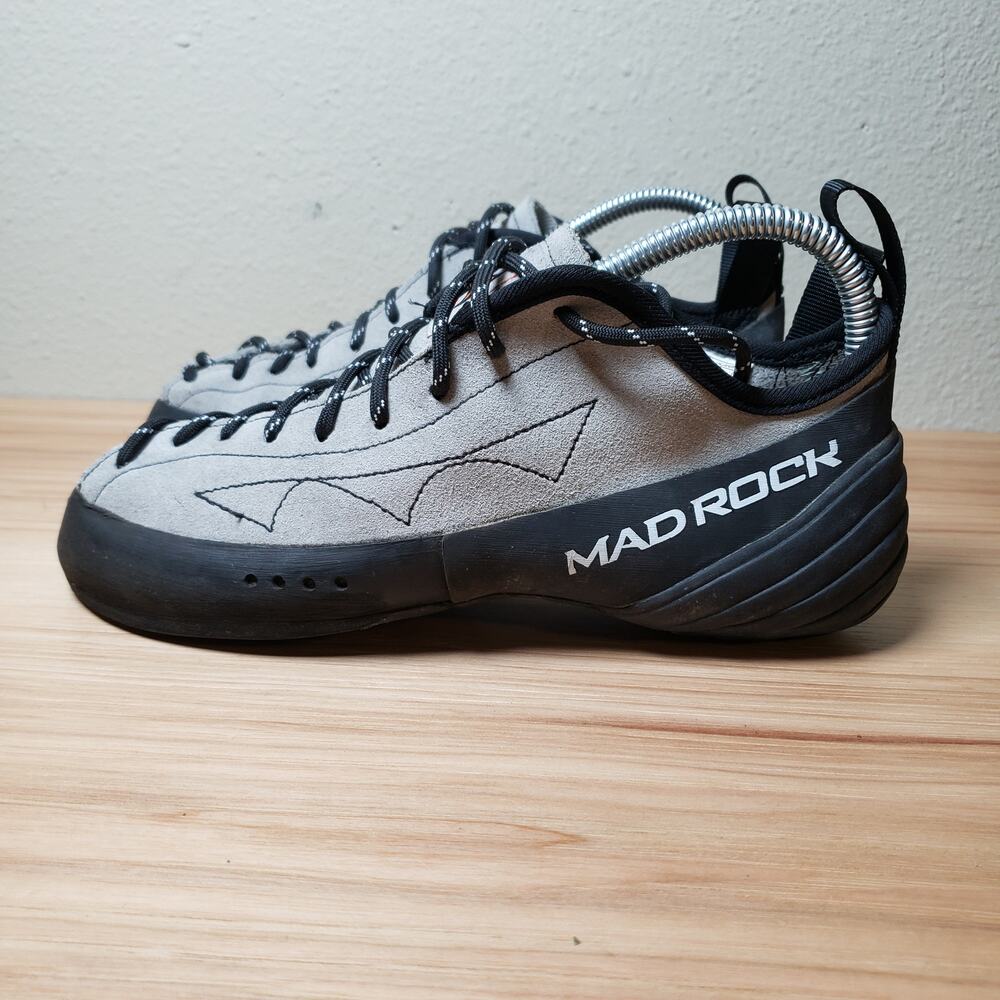 Mad Rock Men's Size 6.5 Phoenix Lace‎ Climber Performance Shoe Gray Black